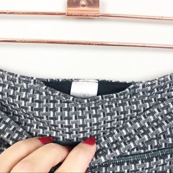 IVIVVA | Black, White, Gray Leggings Girls Size 12 - Picture 7 of 7